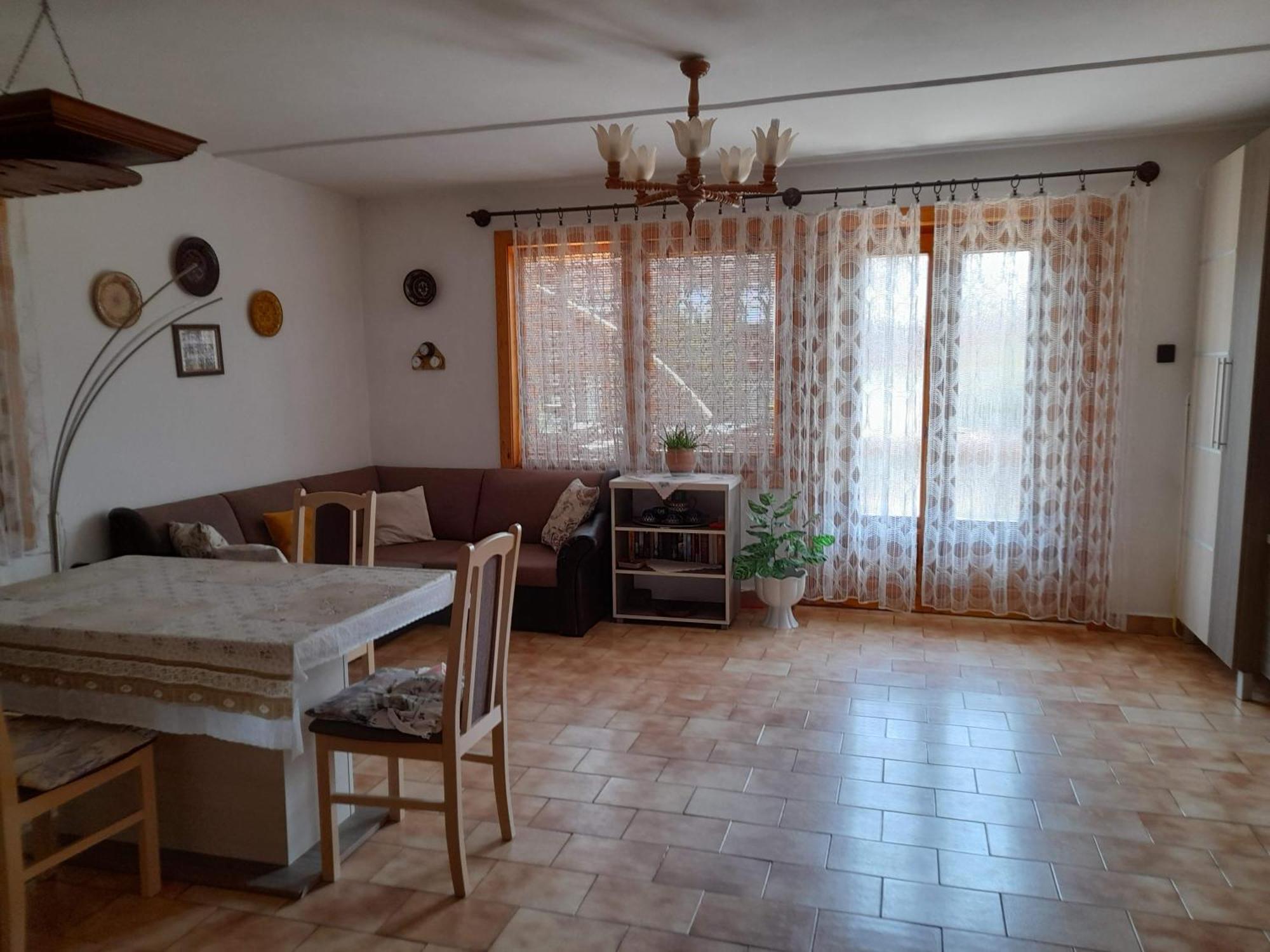 Harmonia Vendeghaz 100 Meterre Az Igali Gyogyfuerdotol Daire Dış mekan fotoğraf